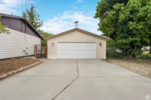 659 E Pioneer Rd, Draper, UT 84020 - Photo 10