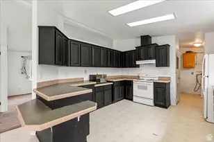 421 W Larson Rd, Vernon, UT 84080 - Photo 6