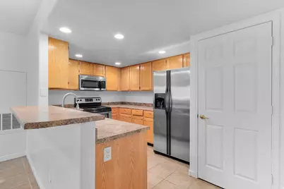 3848 S Salt River Way W #3, Salt Lake City, UT 84119 - Photo 2