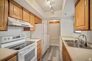 6905 N Powderwood W, Park City, UT 84098 - Photo 12