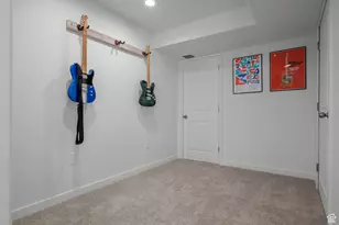 1828 E Eagle View Ln N, Eagle Mountain, UT 84005 - Photo 20