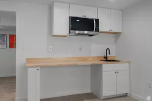 1828 E Eagle View Ln N, Eagle Mountain, UT 84005 - Photo 16