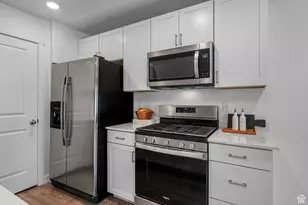 1828 E Eagle View Ln N, Eagle Mountain, UT 84005 - Photo 2