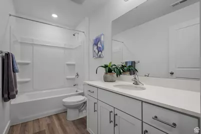 1828 E Eagle View Ln N, Eagle Mountain, UT 84005 - Photo 14