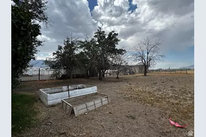 500 W Clark St, Grantsville, UT 84029 - Photo 30