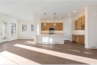 7184 S Sage Run Rd, West Jordan, UT 84081 - Photo 8