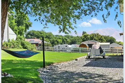 136 S 200 W, Wellsville, UT 84339 - Photo 6