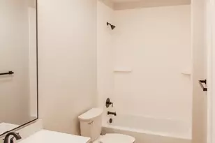 346 E 200 S, Moab, UT 84532 - Photo 8