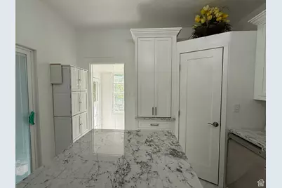 322 N 400 W, Malad City, ID 83252 - Photo 8