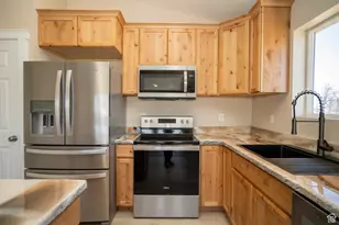 352 W 500 S, Blanding, UT 84511 - Photo 4