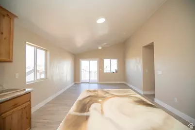 352 W 500 S, Blanding, UT 84511 - Photo 8