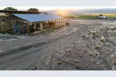 2861 N Highway 89, Panguitch, UT 84759 - Photo 32