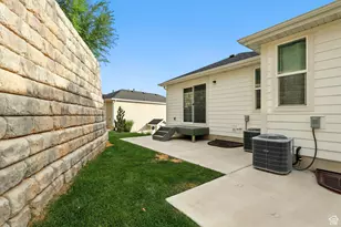 630 S Plum Creek Ln, Ogden, UT 84404 - Photo 4