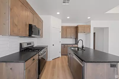 355 W Rosie Loop #25W, Cedar City, UT 84721 - Photo 4