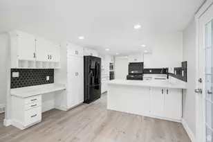 8965 S Quail Run Dr E, Sandy, UT 84093 - Photo 18