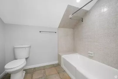 8965 S Quail Run Dr E, Sandy, UT 84093 - Photo 38