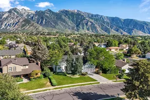8965 S Quail Run Dr E, Sandy, UT 84093 - Photo 4