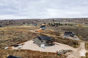 388 W Cricket Circle, Garden City, UT 84028 - Photo 10