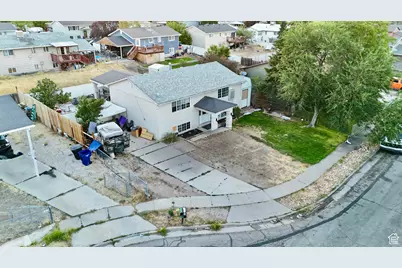 5242 S Hamlet Cir, Kearns, UT 84118 - Photo 42