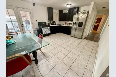 5242 S Hamlet Cir, Kearns, UT 84118 - Photo 6