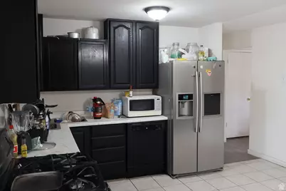 5242 S Hamlet Cir, Kearns, UT 84118 - Photo 8