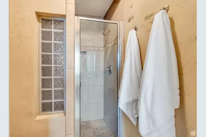 415 S 650 E, Orem, UT 84097 - Photo 20