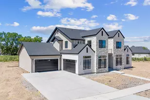 2714 S Eagle Dr, Spanish Fork, UT 84660 - Photo 2