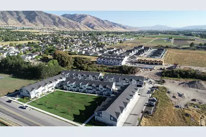 520 W 400 S, Providence, UT 84332 - Photo 2