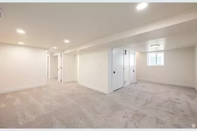 676 S 200 W, Salt Lake City, UT 84101 - Photo 38