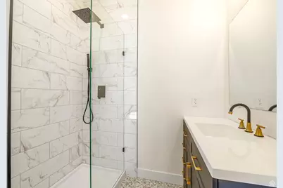 676 S 200 W, Salt Lake City, UT 84101 - Photo 18