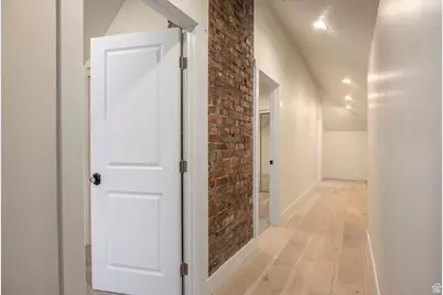 676 S 200 W, Salt Lake City, UT 84101 - Photo 14