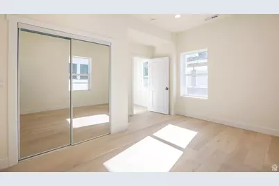 676 S 200 W, Salt Lake City, UT 84101 - Photo 16