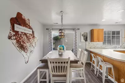 1027 E Sara Ln S, Ogden, UT 84404 - Photo 6