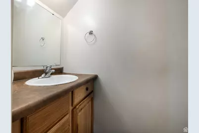 278 W 350 N #C, Vernal, UT 84078 - Photo 12