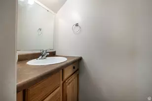 278 W 350 N, Vernal, UT 84078 - Photo 12