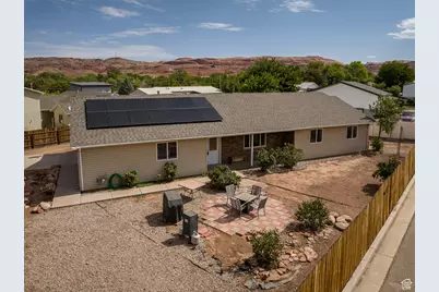 1065 Bowling Alley Ln, Moab, UT 84532 - Photo 1