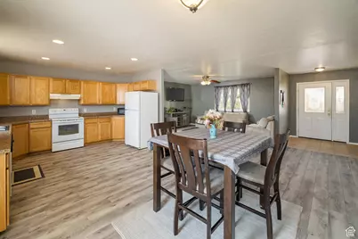 1065 Bowling Alley Ln, Moab, UT 84532 - Photo 8