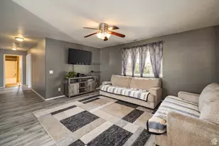 1065 Bowling Alley Ln, Moab, UT 84532 - Photo 12