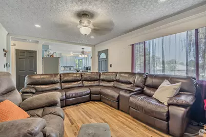 242 E 2900 N, North Ogden, UT 84414 - Photo 10