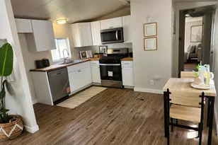 935 E 3000 N, Layton, UT 84040 - Photo 2