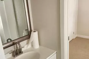 935 E 3000 N, Layton, UT 84040 - Photo 10