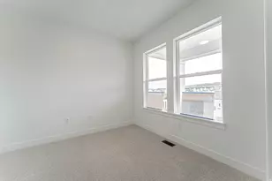 4682 W Cillian Ln, Riverton, UT 84096 - Photo 2