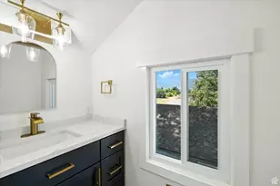 325 W 300 N, Hyrum, UT 84319 - Photo 22