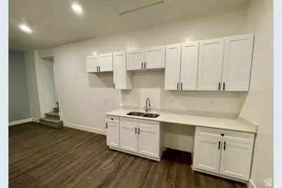 435 S 900 W, Salt Lake City, UT 84104 - Photo 10