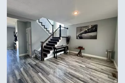 1913 S 525 W, Syracuse, UT 84075 - Photo 2
