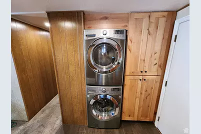 5071 S Escondido St E, Salt Lake City, UT 84117 - Photo 4