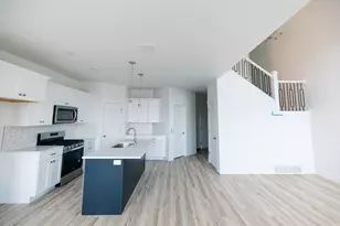 826 N Pugh Ln, Saratoga Springs, UT 84045 - Photo 8