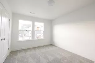 822 N Pugh Ln, Saratoga Springs, UT 84045 - Photo 14