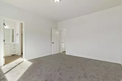 20 E 200 S, Santaquin, UT 84655 - Photo 16