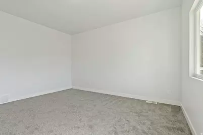 20 E 200 S, Santaquin, UT 84655 - Photo 18